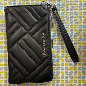 Michael Kors Peyton Double Zip Wristlet